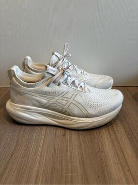 ASICS Gel-Nimbus 25 All White Cushioned Running Walking Shoes 1011B547 Mens 9